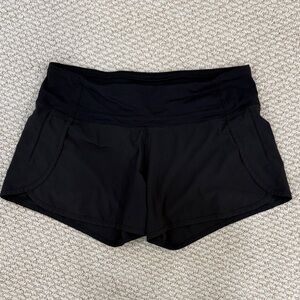 Lululemon Low Rise Running Shorts size 6